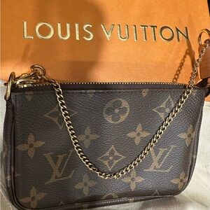 Mini Pochette Accessoires